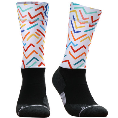 2023. gada jaunas bezšuvju pretslīdes riteņbraukšanas zeķes Profesionālās velosipēdistu komandas Aero Socks Outdoor Sport Road Bicycle Kompresijas zeķes Unisex