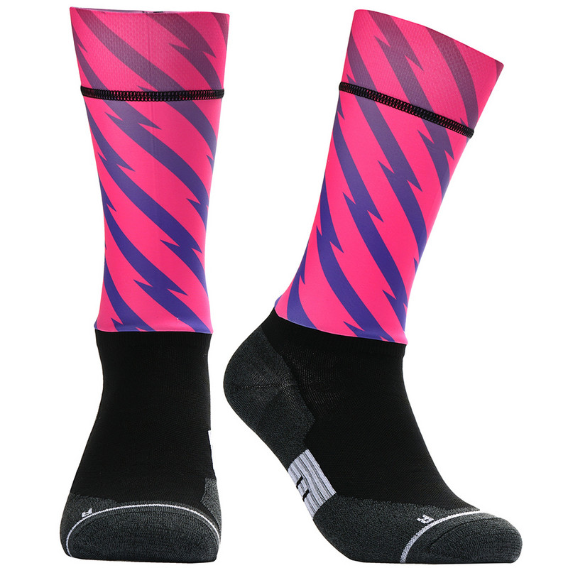 2023. gada jaunas bezšuvju pretslīdes riteņbraukšanas zeķes Profesionālās velosipēdistu komandas Aero Socks Outdoor Sport Road Bicycle Kompresijas zeķes Unisex