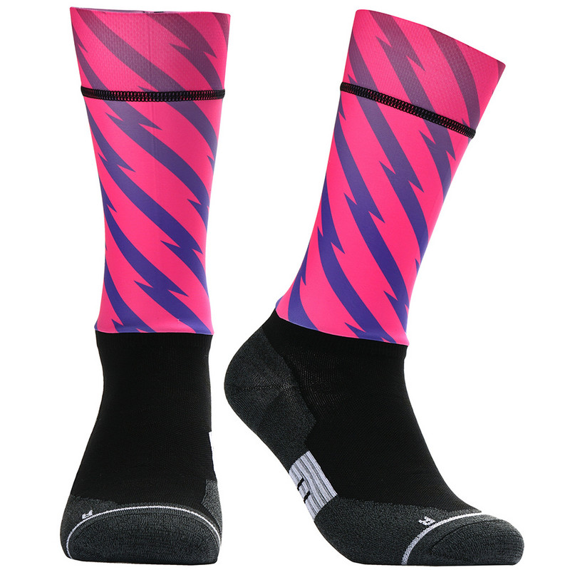 2023. gada jaunas bezšuvju pretslīdes riteņbraukšanas zeķes Profesionālās velosipēdistu komandas Aero Socks Outdoor Sport Road Bicycle Kompresijas zeķes Unisex