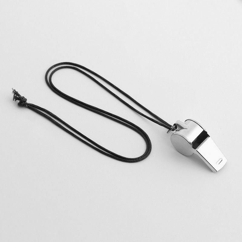 Roostevabast terasest vile esmaabi vile jalgpall jalgpall korvpall jäähoki pesapall Spordikohtuniku vile ellujäämine õues