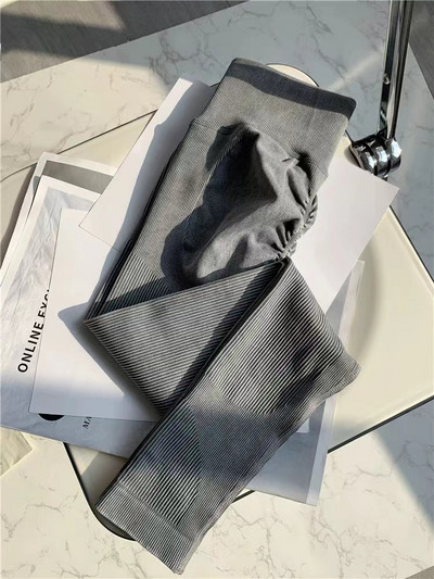 Naiste õmblusteta joogakomplekt Crop Top Spordisärk Lühikesed säärised Riietus Jõusaalirõivad Treening Treeningkostüüm Spordikomplektid Riided