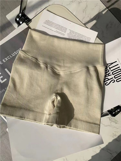 Naiste õmblusteta joogakomplekt Crop Top Spordisärk Lühikesed säärised Riietus Jõusaalirõivad Treening Treeningkostüüm Spordikomplektid Riided