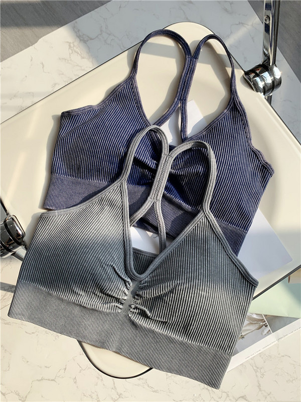 Naiste õmblusteta joogakomplekt Crop Top Spordisärk Lühikesed säärised Riietus Jõusaalirõivad Treening Treeningkostüüm Spordikomplektid Riided