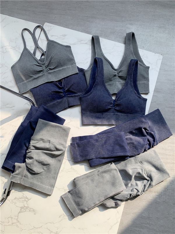 Naiste õmblusteta joogakomplekt Crop Top Spordisärk Lühikesed säärised Riietus Jõusaalirõivad Treening Treeningkostüüm Spordikomplektid Riided