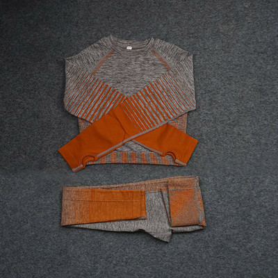 2gab. Bezšuvju Jogas Komplekts Sieviešu sporta apģērbs Treniņu apģērbs Sieviešu Sporta Apģērbi Uzvalki Fitnesa Apģērbi Push Up legingi