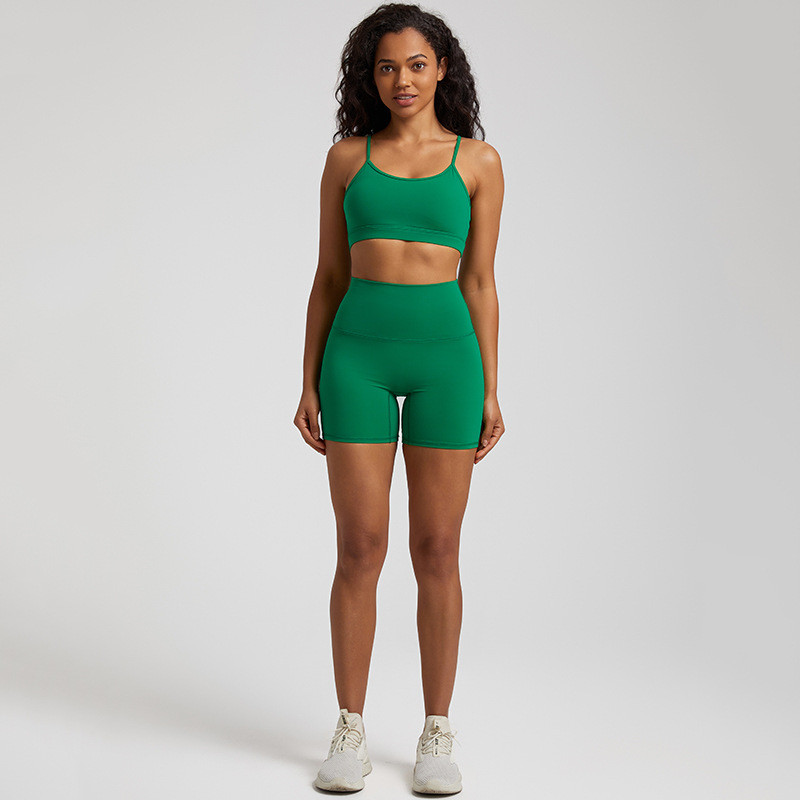 Ühevärviline pehme naiste spordiülikond kõrge vöökohaga lühikesed püksid Cross Fitness rinnahoidja 2tk Lühikesed säärised joogakomplekt Jõusaali treening Treening õõnes