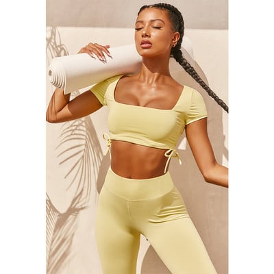 Seljata joogakomplektid Naiste 2-osaline komplekt Naiste treeningriided Jõusaaliriided Õmblusteta spordiülikonnad Lühikesed püksid Komplektid Crop Top komplektid