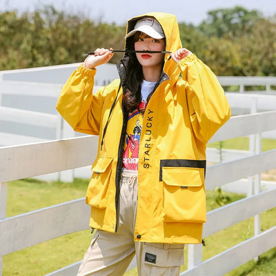 Moteriškos striukės Pavasario rudeniniai paltai, 2022 m. Nauji korėjietiški laisvi BF Retro moteriški drabužiai su gobtuvu, tinkami viršutiniai drabužiai