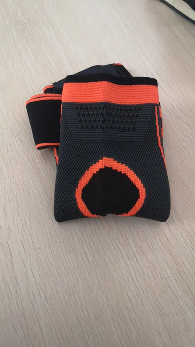 Reguleeritavate rihmadega põlvekompressioonivarrukas jooksmiseks, treenimiseks ja kogu päevaks sportimiseks