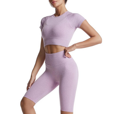 2tk/komplekt Õmblusteta joogakomplekt Naiste Kärbitud T-särk Kõrge vöökohaga lühikesed püksid Jõusaaliriided Spordiülikond Treeningriietus Spordirõivad