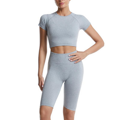 2tk/komplekt Õmblusteta joogakomplekt Naiste Kärbitud T-särk Kõrge vöökohaga lühikesed püksid Jõusaaliriided Spordiülikond Treeningriietus Spordirõivad