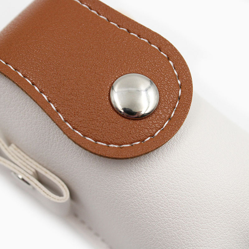 Mini kabatas golfa bumbiņu soma, brūna, piesienama pie jostas, un tajā var ievietot 2 bumbas, vieglas, pārnēsājamas un izturīgas