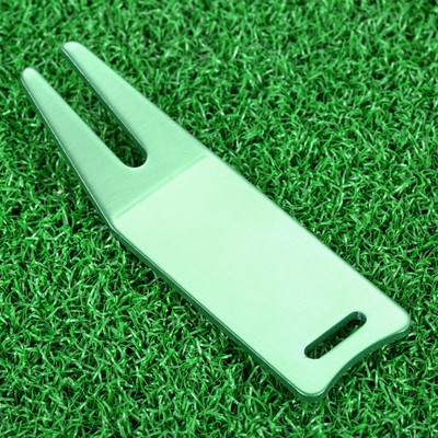 Alumiiniumist painutatud Golf Divot`i remonditööriistade hargiharud Green Pitch muru hooldamiseks/soonte puhastamiseks/märgistamiseks palli treenimiseks