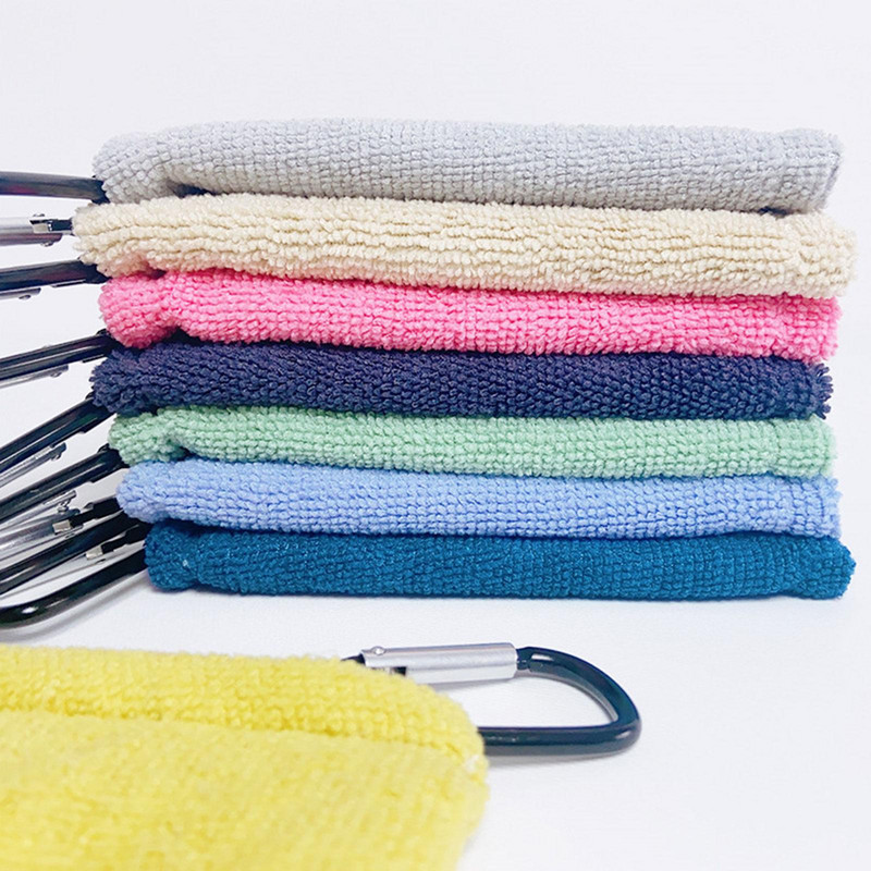 Πετσέτα για μπάλα του γκολφ με κλιπ Μικρά αξεσουάρ γκολφ 5,5 x 5,5 ιντσών Πετσέτα καθαρισμού μπάλας του γκολφ Πανί αξεσουάρ γκολφ Δώρο γκολφ