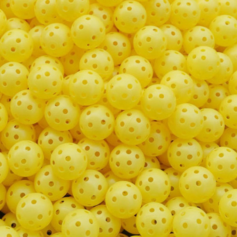 12 tk kodus siseruumides sõiduulatusega 42,6 mm piiratud lennuga õõnes golfipallid kiikumistreeninguteks