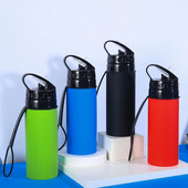 450 ml kokkupandav käepidemega veepudel BPA-vaba toidukvaliteediga lekkekindel reisispordi jaoks kokkupandav veepudel