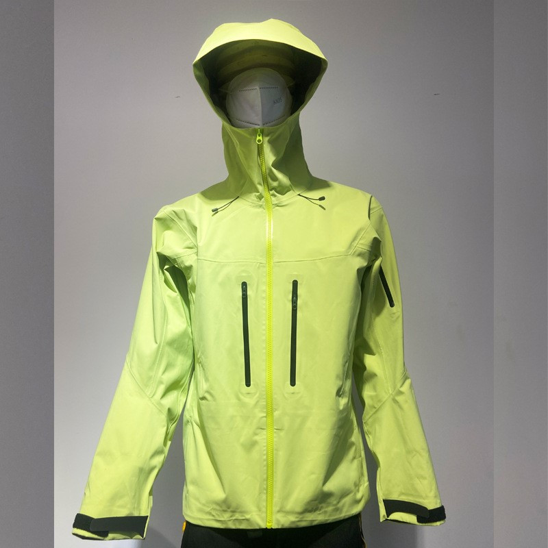 Meeste lumelauajope õues matkamiseks ja turismiks mägironimiseks, 3-kihiline lamineeritud liimjas kõvakestaga laetav mantel