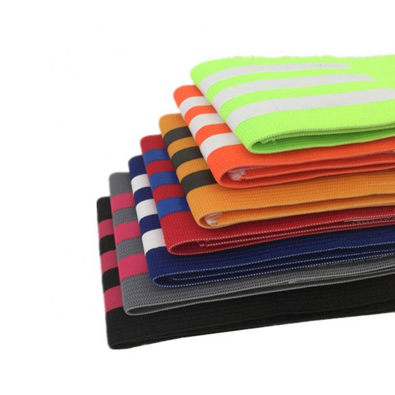 Futballkapitány karszalagos fociverseny sportmérkőzésvezető karszalag jelvénye