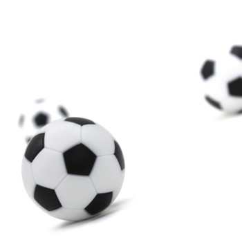 6PCS/lot 32mm малка футболна топка Мини топки за футбол на маса Черно-бяла футболна топка за забавление Гъвкава обучена спокойна играчка
