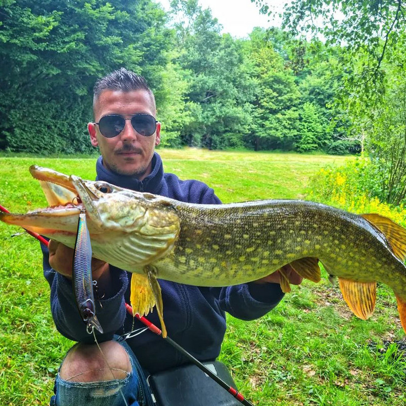 Minnow uppuv 19g ujuv 15g püügilant HardBait Treble Hooks Swimbait Pesca Tackle Wobbler Crank Jerkbait tehissööt