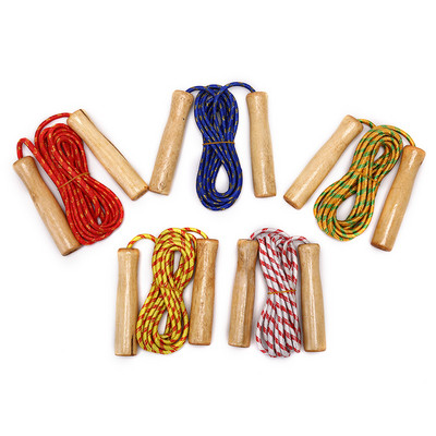 Medinės rankenos šokinėjimo virvės pratimai Kūno kūrimo treniruokliai suaugusiems vaikams Medinės rankenos šokinėjimo virvės sporto treniruotės