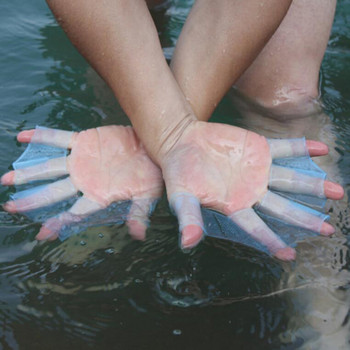 Мъже Жени Дете Половин пръст Силиконови плавници Плувен басейн Спортно обучение Ръкавици с ремъци Ръкавици Пласти Гребла Оборудване