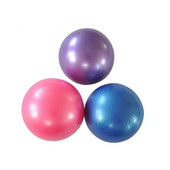 Határokon átnyúló speciális robbanásbiztos PVC szalmalabda rajongóknak az Ön jógalabdája Pilates labdakör testtartás kis fitneszlabda szívószál