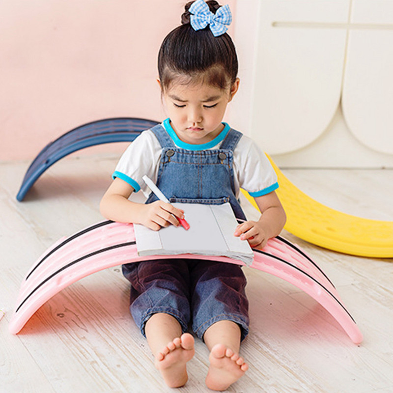 Усукваща се дъска за баланс Балансиране за клатене на коремните крака У дома Игра на открито след излизане от работа Фитнес декомпресионен баланс