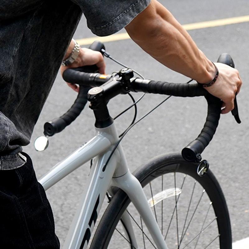Kerékpáros visszapillantó tükör 360 fokos forgásirányban állítható visszapillantó tükrök Kormány visszapillantó tükör MTB országúti kerékpár tartozékokhoz