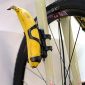 Kerékpár banán pohártartó MTB országúti kerékpár palacktartó ketrecek kerékpár motoros palack állvány kerékpáros kerékpár tartozékokhoz fekete A5D3
