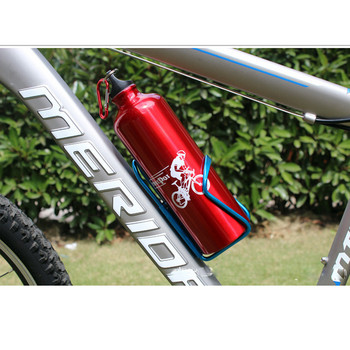 Νέο κράμα αλουμινίου ποδηλάτου ποδηλάτου ποδηλασίας ποδηλασίας βάσης θήκης για μπουκάλια ποτού νερού Κλουβί Porta Botellas Para Bicicleta Держатель Для Бутылки