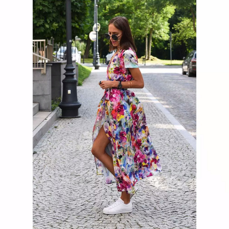 2024-es V-nyakú, rövid ujjú Bohe party ruha nyári női elegáns virágmintás hosszú ruha divatos redőzött derék fűzős maxi ruha