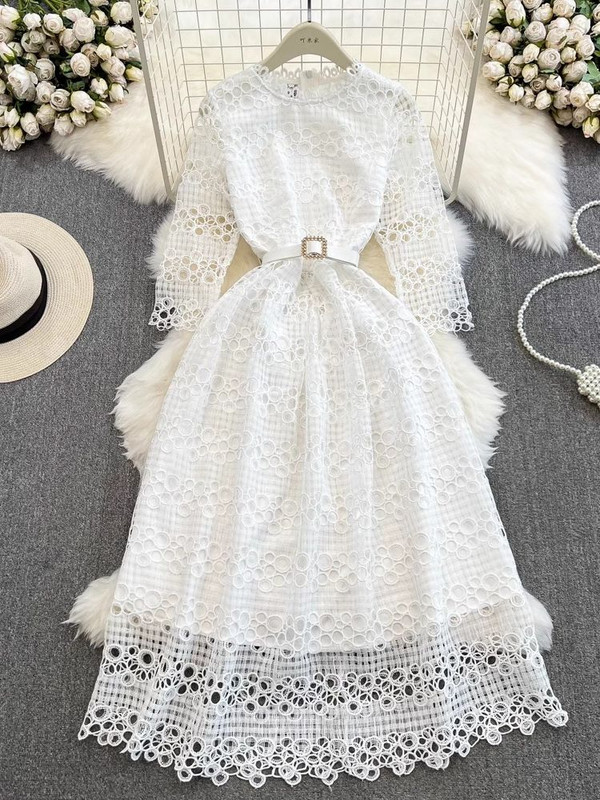Őszi divat üreges pöttyös hímzés csipke ruha női elegáns elegáns három negyed ujjú cipzár gyémántok öv hosszú melltartók