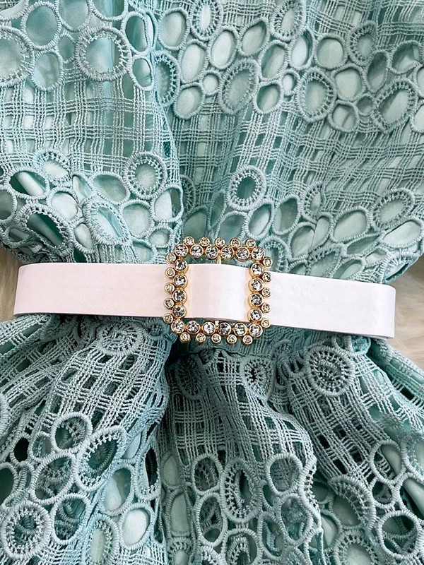 Őszi divat üreges pöttyös hímzés csipke ruha női elegáns elegáns három negyed ujjú cipzár gyémántok öv hosszú melltartók