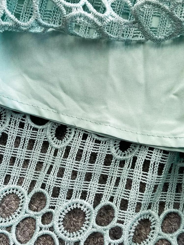 Őszi divat üreges pöttyös hímzés csipke ruha női elegáns elegáns három negyed ujjú cipzár gyémántok öv hosszú melltartók