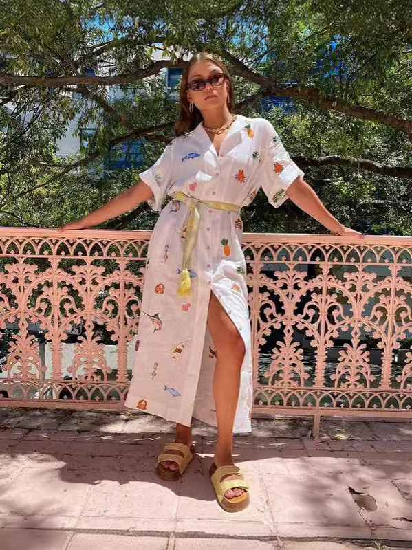 Trend 2024 Nyári divatnyomat Elegáns női, fűzős midi ruha Vintage rövid ujjú elegáns női hasított ruhák Vestidos Mujer