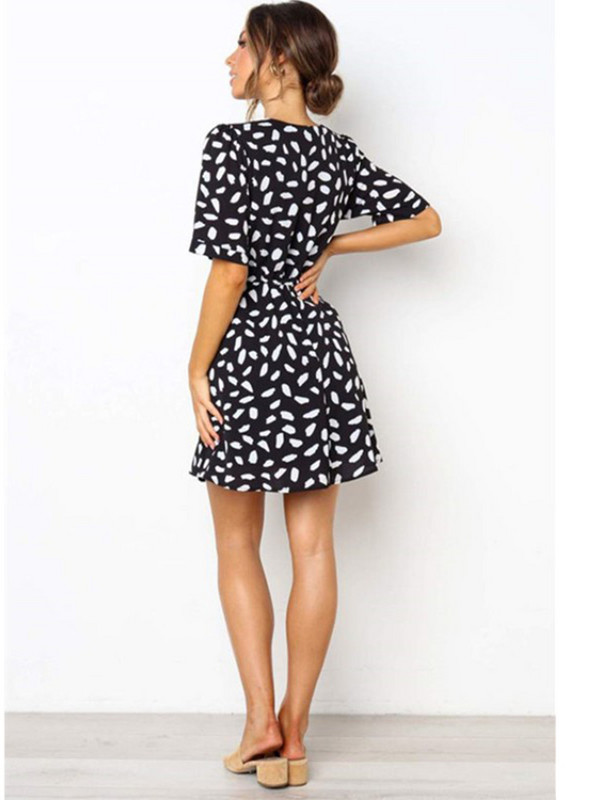 White Sand Spot mini nyári ruhák, női, V nyakú, alkalmi tengerparti napruha Szexi alsó testű, női ruha