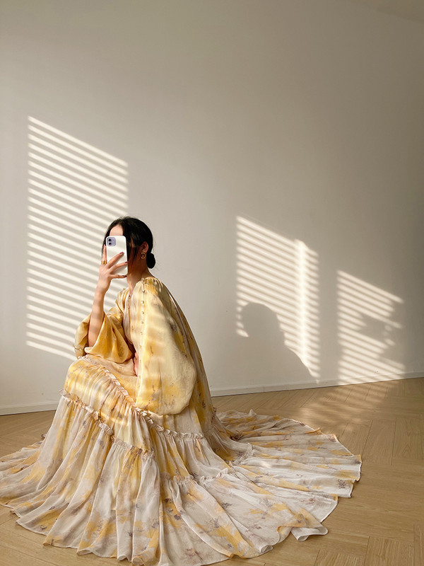 Vintage midi ruhák nőknek 2023 új nyári francia elegáns party nyomatok nagy szegéllyel bő, hosszú ujjú, édes női ruha