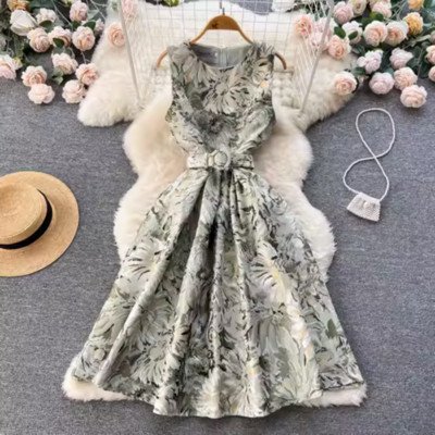 FTLZZ Summer Elegant Női O-nyakú ujjatlan térdig érő ruha Vintage Lady Empire vékony virágmintás ruha övvel