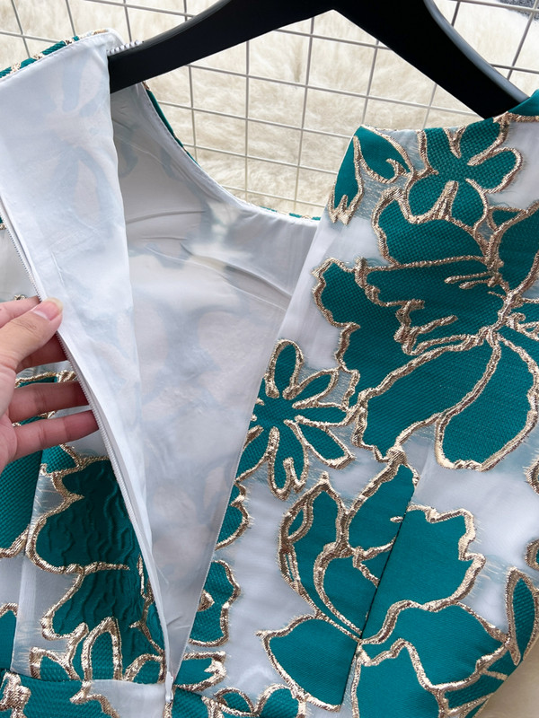 FTLZZ Summer Office Lady O-nyak ujjatlan térdig érő ruha Elegáns női Fodros virágmintás ruha Divatos A-vonalú ruha