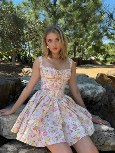 Nyári, elegáns nyomtatású, mély, V-nyakú miniruha, női divatos, rövid, felfújt ujjú, redőzött ruhák, 2024-es, elegáns hölgyparti Beach Vestidos