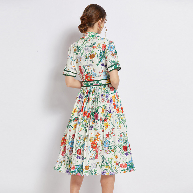 Nyári kifutó pólóruha Női lehajtható nyakú, rövid ujjú, egysoros zöld virágmintás Pliszírozott party Vestidos N8431