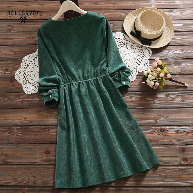 Mori Girl Vintage kordbársony női ingruha Virágos hímzés Elegáns őszi téli ruhák Midi ruhák újévre