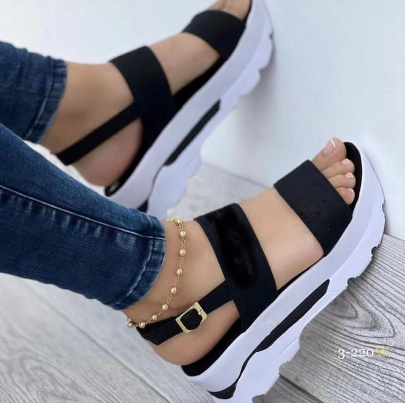 2022 Fashion Wedge Női Platform Csat Szíj Utcai Nyári Szabadtéri Cipők Punk Beach Wedges Női Szandálok Sandalias De Mujer