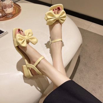 Големи едноцветни сандали с отворени пръсти Дамски летни 2023 г. Нови едноредови катарама Модни темпераментни лък възел Удобни дамски обувки