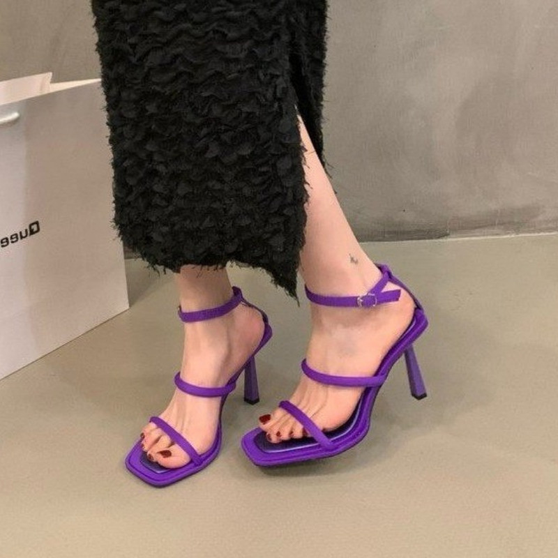 Sandale de damă cu design cu cataramă 2024, moda de vară, violet, cu tocuri înalte, sandale simple cu centură subțire, cu platformă, sandale pentru femei