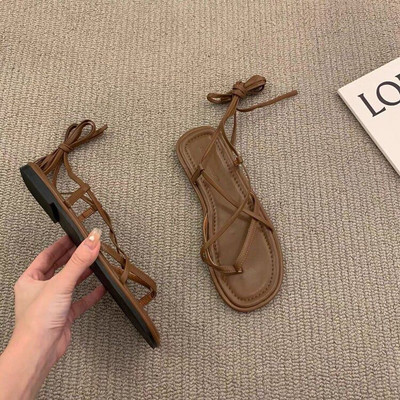 γυναικεία σανδάλια 2024 Καλοκαίρι Νέα άφιξη Μόδα Σαγιονάρες Στρογγυλά δάχτυλα Σταυρός λουράκι Μονόχρωμα σανδάλια Casual Flat Γυναικεία Παπούτσια