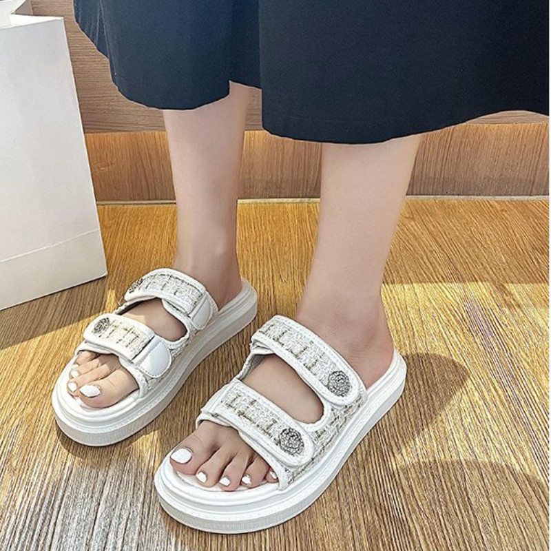 2023 Sandale de modă pentru femei Vară Nouă Broderie plată Casual Pantofi de designer roman Sandal cu platformă