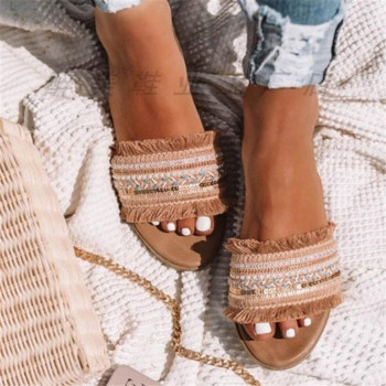 2022 Нови дамски плоски долнища Модни чехли с една дума Дамски обувки Комфортни летни плажни луксозни сандали Дамски дизайнери