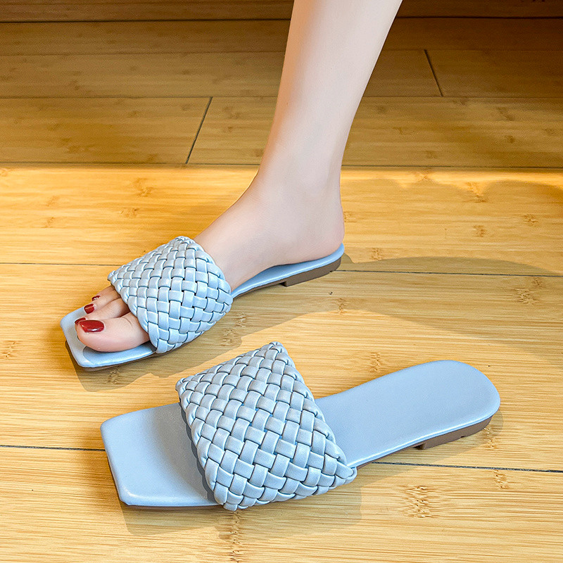 Papuci de femei 2024 de vânzare de vară, împletiți sexy, cu vârful pătrat roșu, papuci plat, papuci de casă de modă, papuci de casă pentru interior